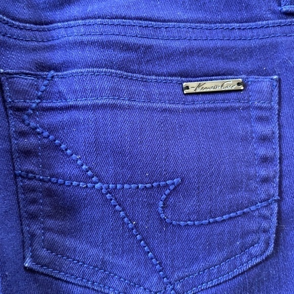 Kenneth Cole designer jeans in vibrant blue size 30 P. Like new. Very classy. - Picture 7 of 8